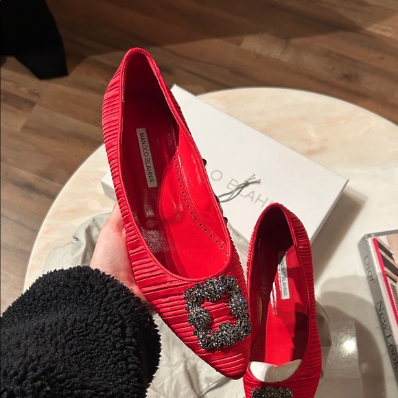 Manolo Blahnik Red Flats with Embellished Buckle - Picture 2 of 5